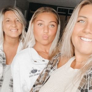 Meet your Posher, Lori